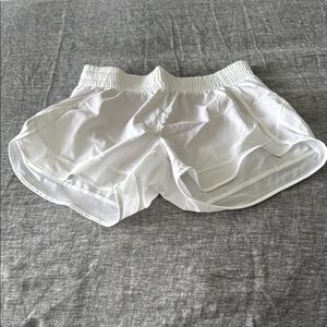 Athleta Mesh Racer run short 4” inseam XS